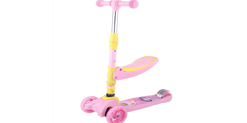 Precauciones para jugar en patinetes para niños.